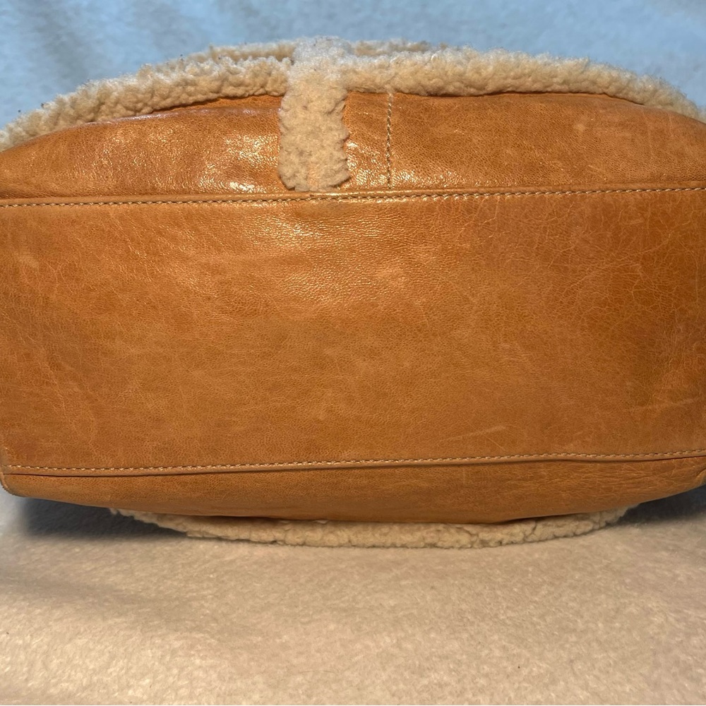 Coach Shearling Patchwork Hamptons Tote Tan Leath… - image 6